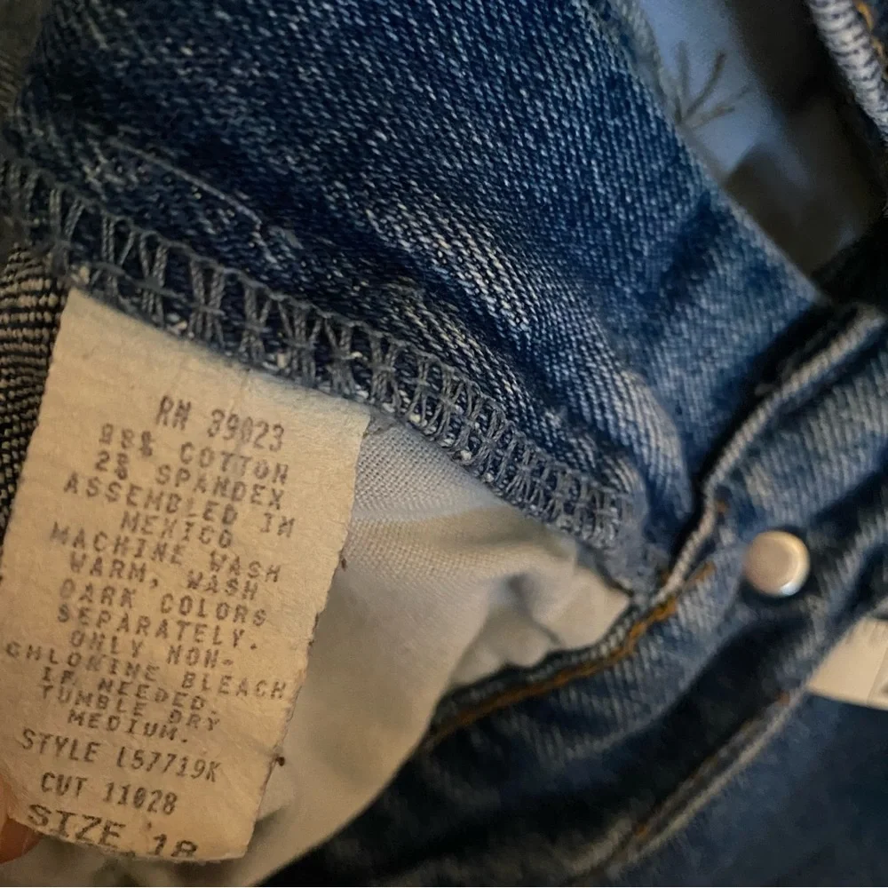 Action West Jeans - Picture 9 of 12